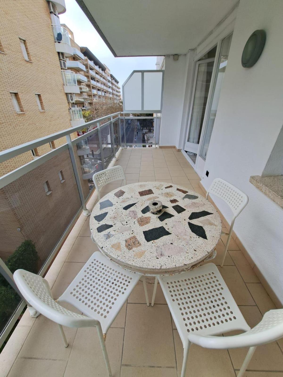 Bahia Dorada Apartman Salou Kültér fotó